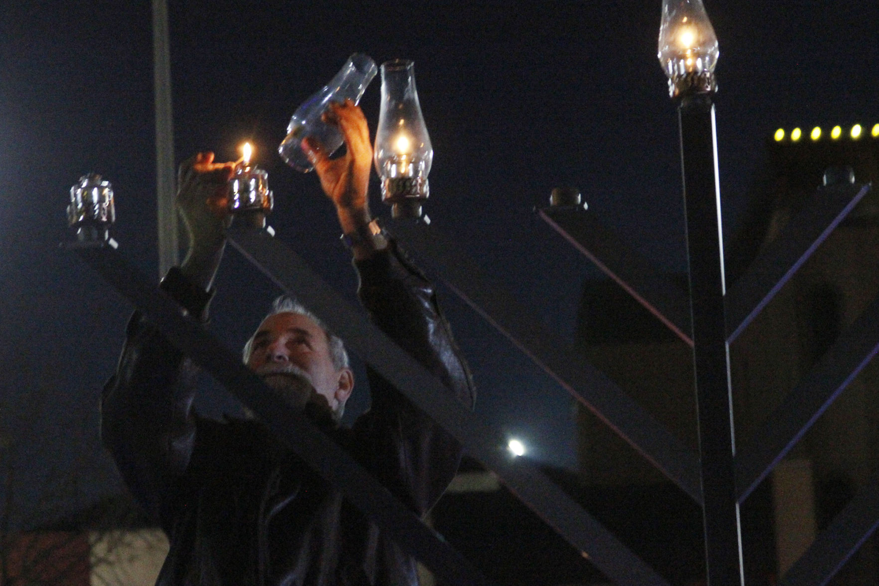 Hanukkah celebration downtown brings light to Napa
